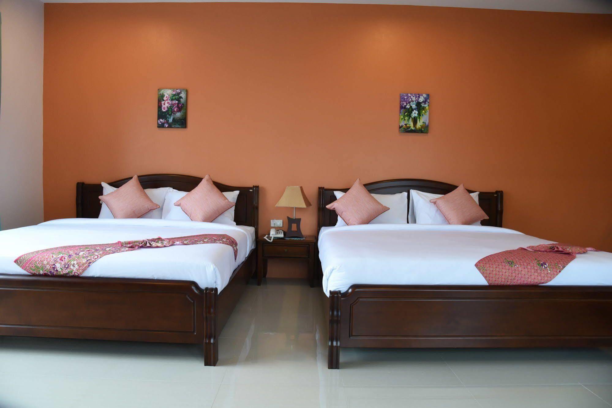 Krabi Phetpailin Hotel Экстерьер фото