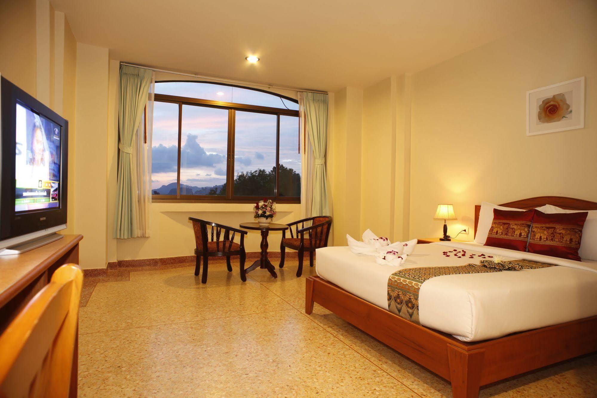 Krabi Phetpailin Hotel Экстерьер фото